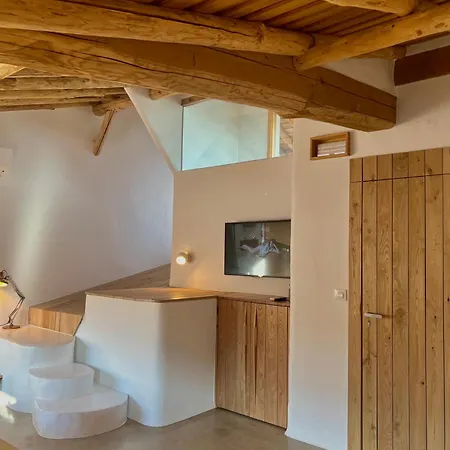 Apartment Garabata *