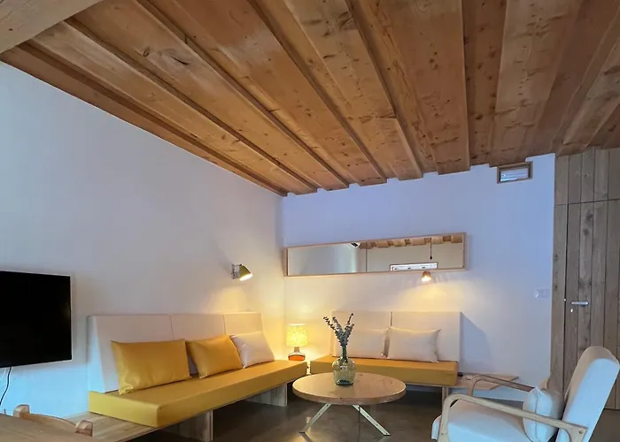 Garabata Villanueva De La Vera